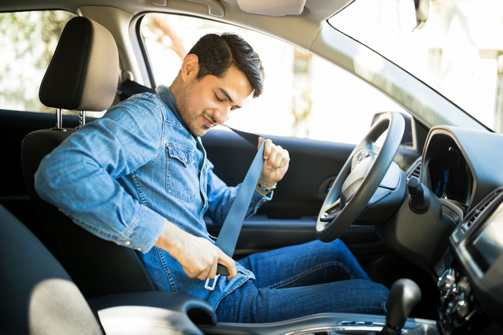 Safe driver fastening seatbelt